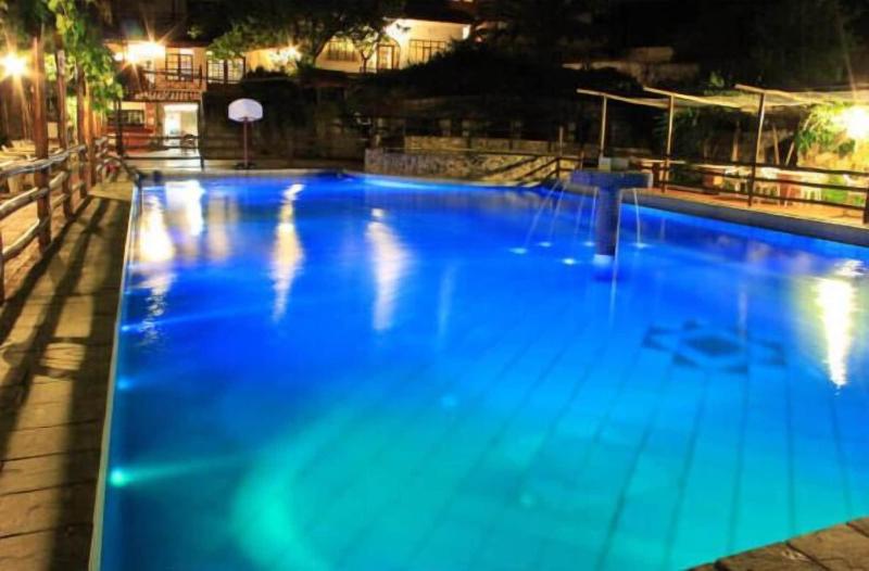 Athorama Hotel