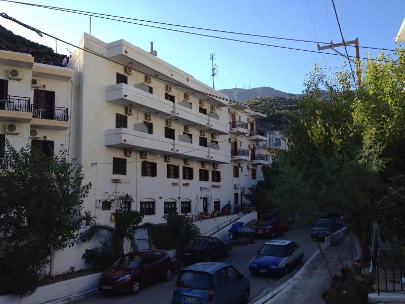 Oinoi Hotel image