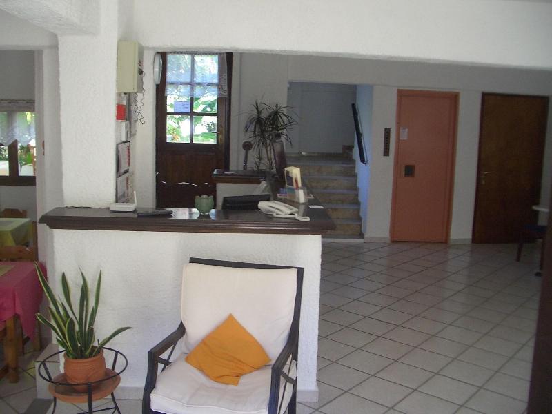 Oinoi Hotel image