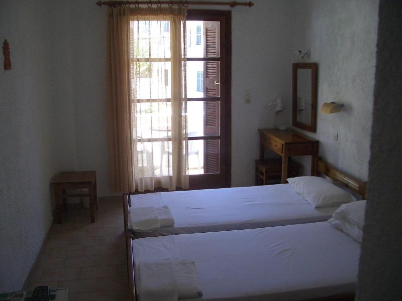 Oinoi Hotel image