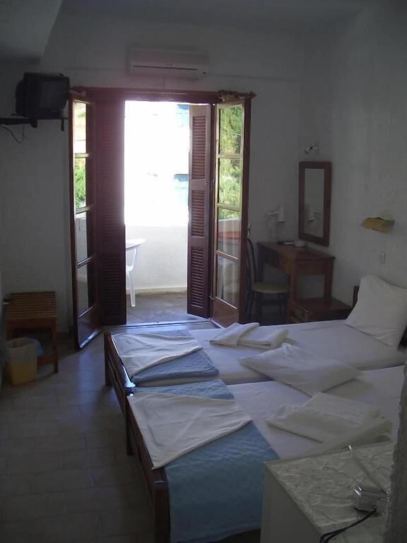 Oinoi Hotel image