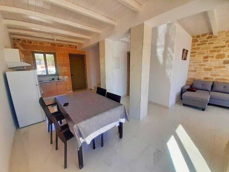 Hostel Stylianos Kissamos image