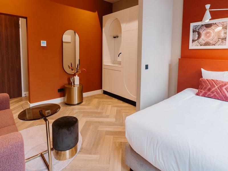 The Anthony Hotel image