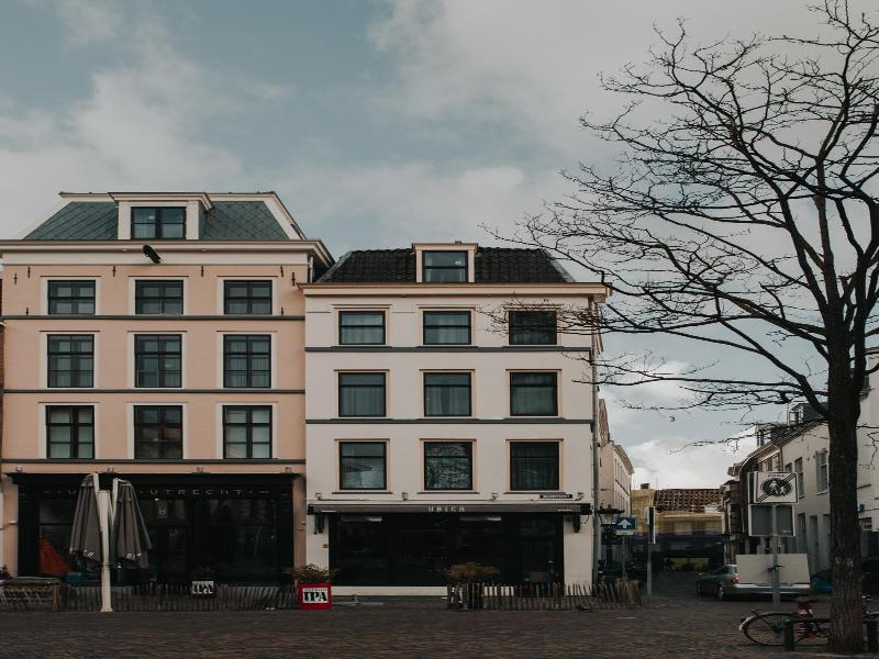 Mother Goose Hotel image