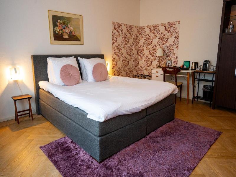 Hotel De Wereld image
