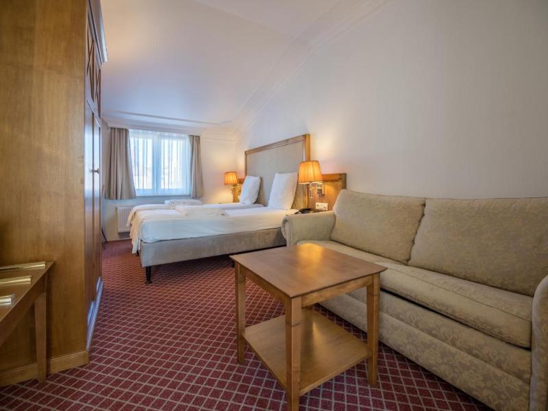 Hotel The Lord image