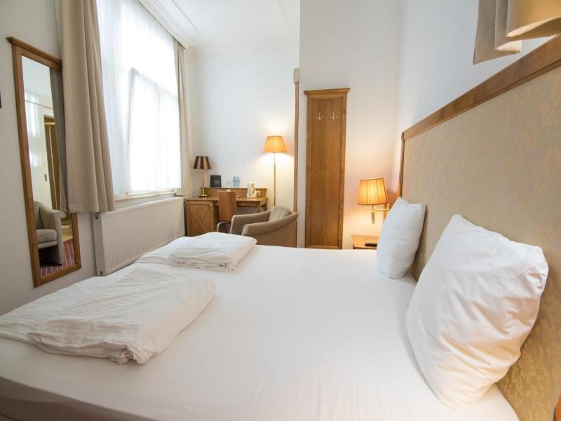 Hotel The Lord image