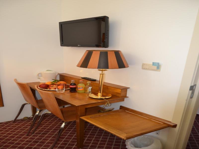 Hotel The Lord image