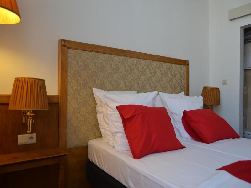 Hotel The Lord image
