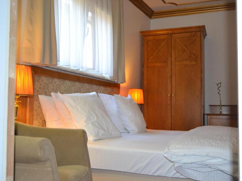 Hotel The Lord image