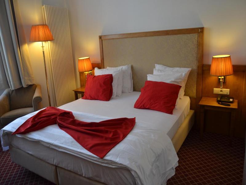 Hotel The Lord image