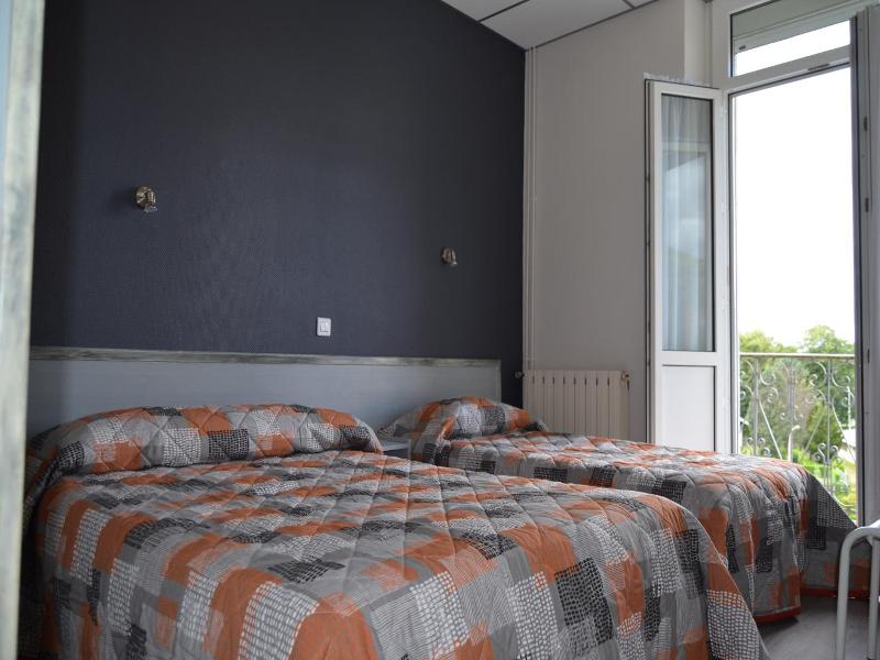 Hotel Montfort image