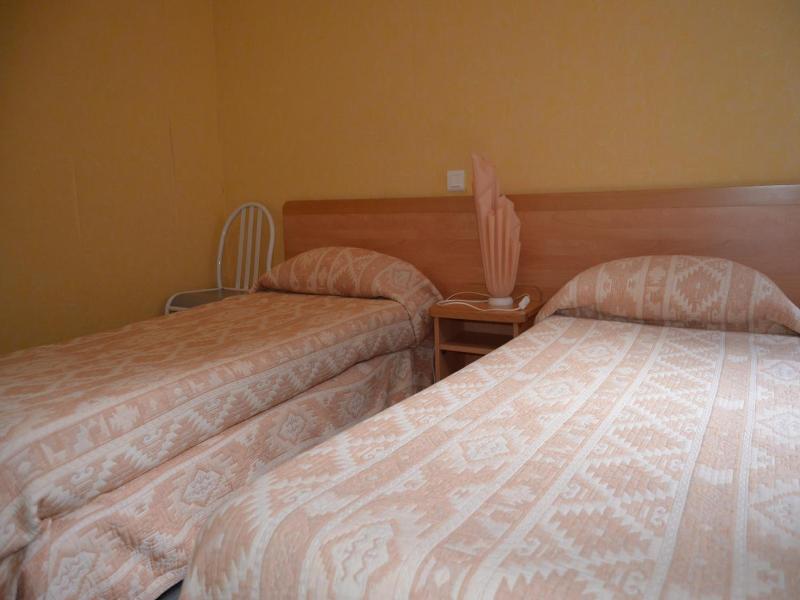 Hotel Montfort image