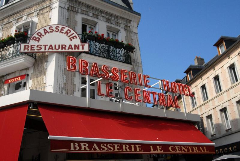 Hôtel Le Central image