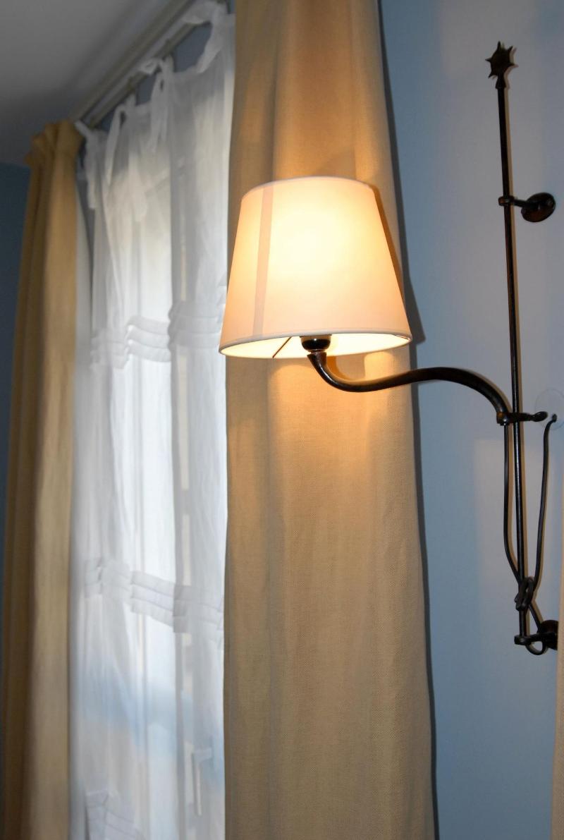 Hôtel Le Central image