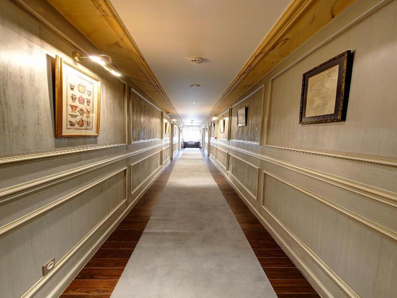 Villa Aultia Hotel image