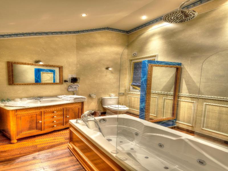 Villa Aultia Hotel image