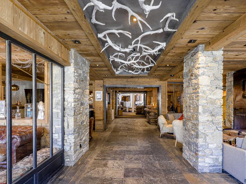 Le M de Megève image