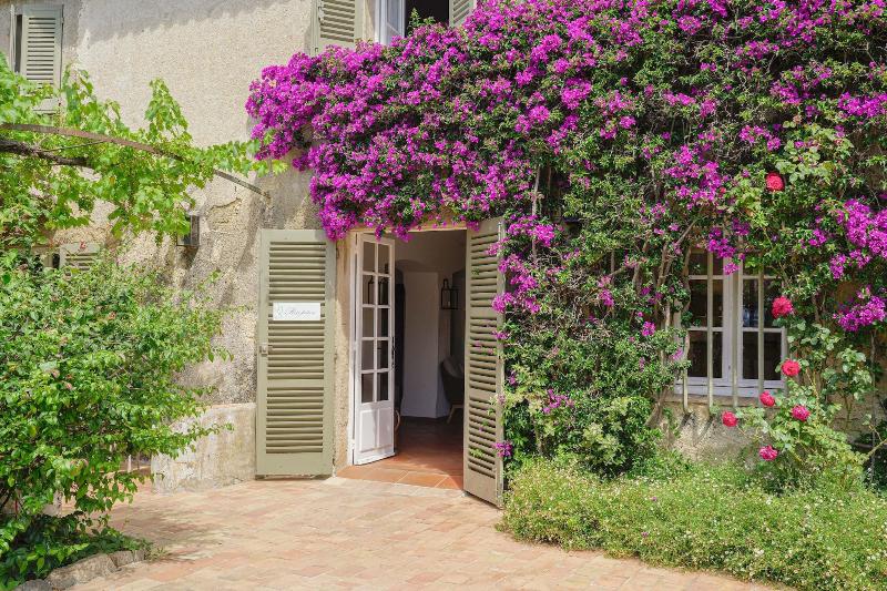 Hôtel La Figuière image