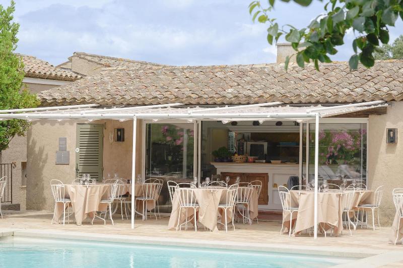 Hôtel La Figuière image