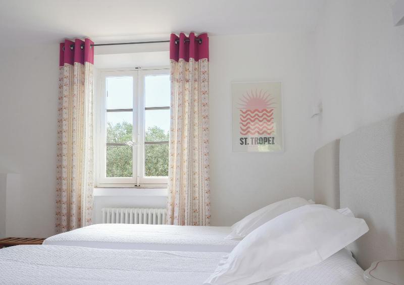 Hôtel La Figuière image