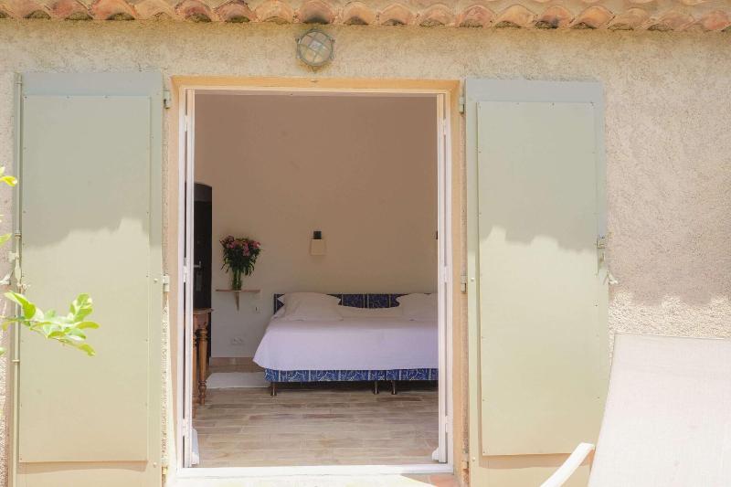 Hôtel La Figuière image