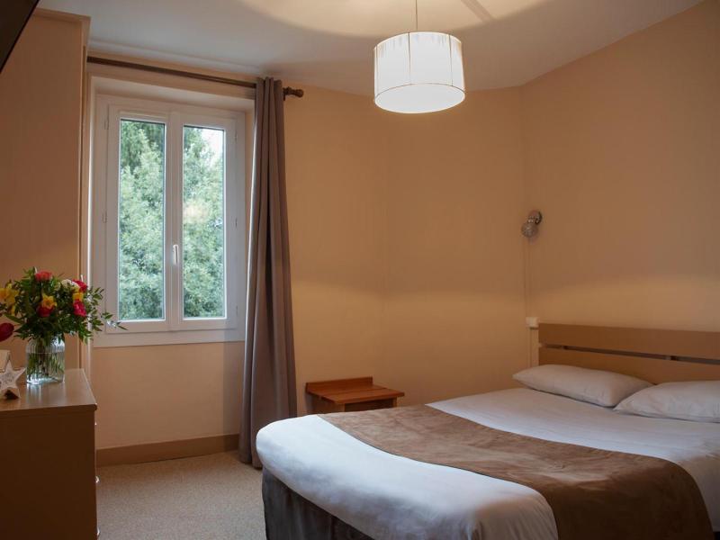 Hôtel des Pyrénées image