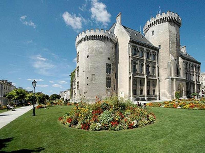Hôtel des Pyrénées image