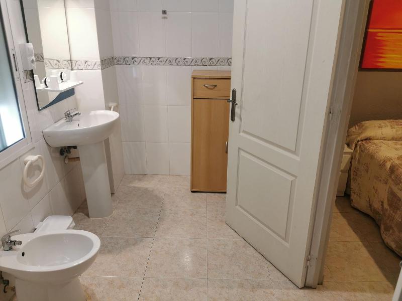 Hostal Castellverd image