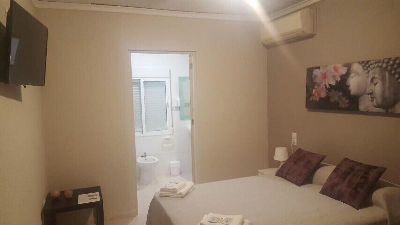 Hostal Castellverd image
