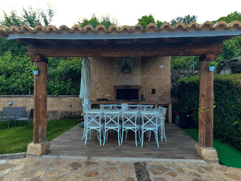 Aguas Del Venero image