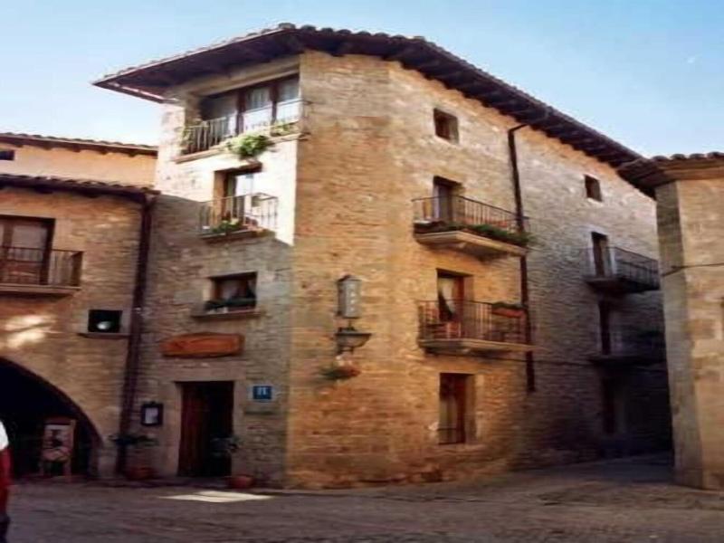 Hostal Las Coronas image