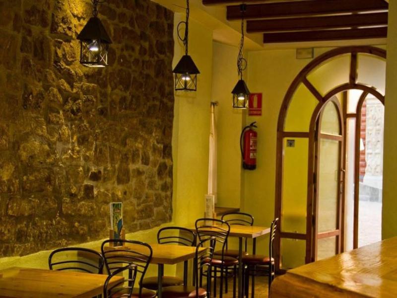 Hostal Las Coronas image