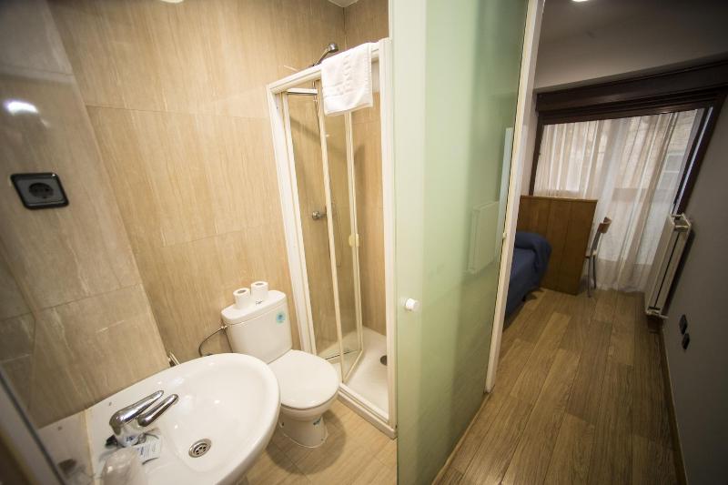 Hostal Caballeros image