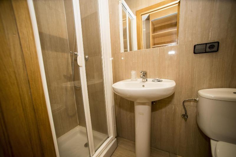 Hostal Caballeros image