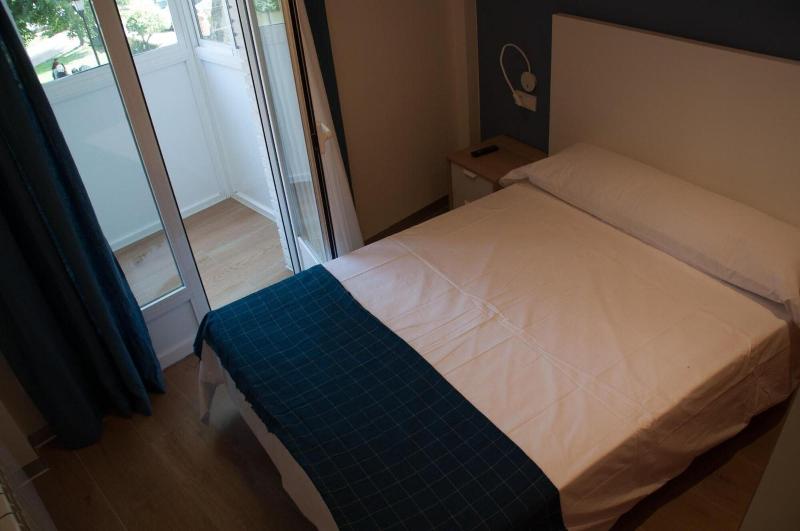 Hostal Mónaco image