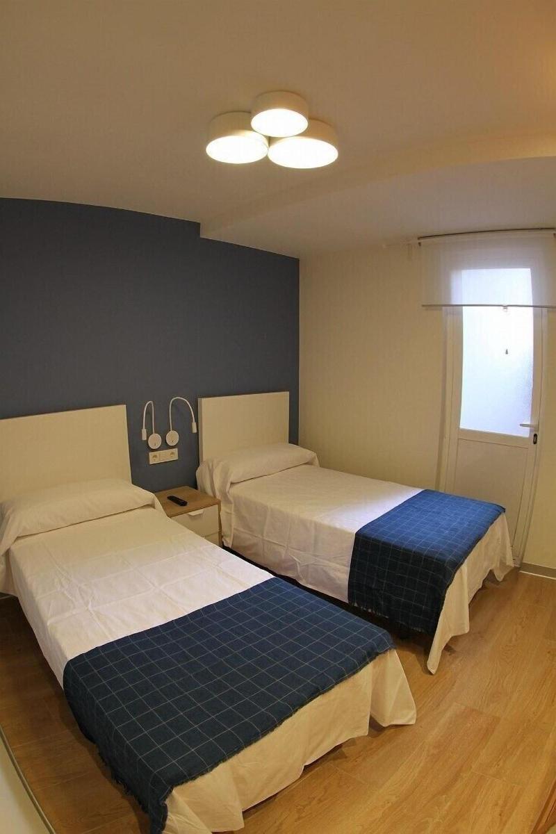 Hostal Mónaco image