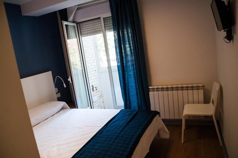 Hostal Mónaco image