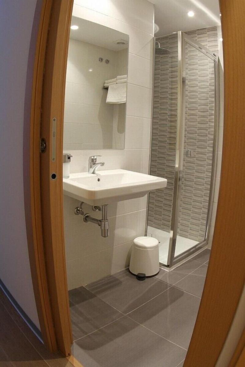 Hostal Mónaco image