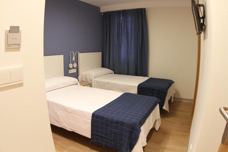 Hostal Mónaco image