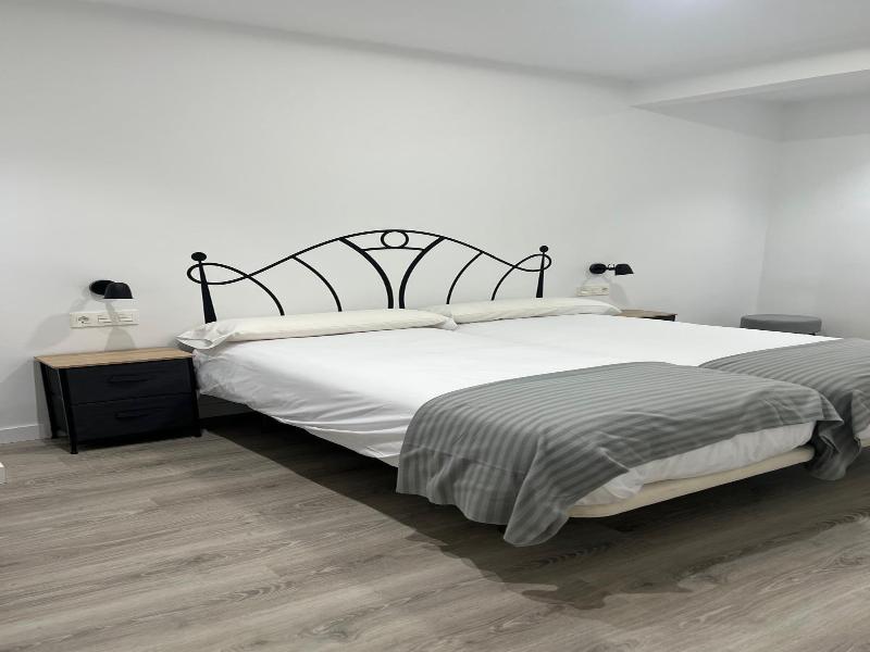 Hostal Mónaco image