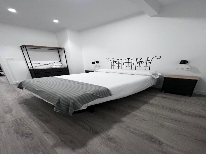 Hostal Mónaco image