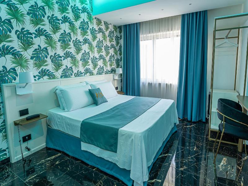 Hotel Max image