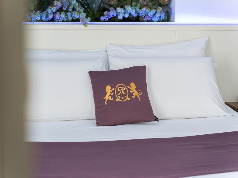 Hotel Max image