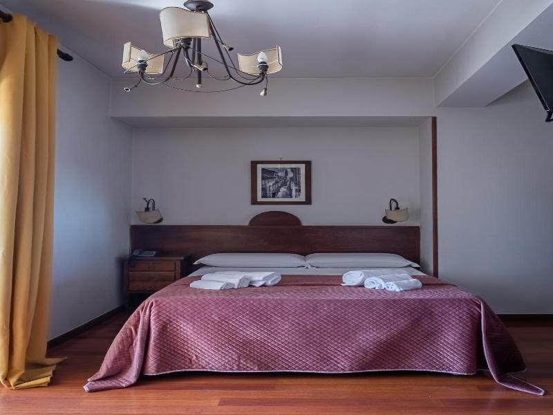 Hotel Max image