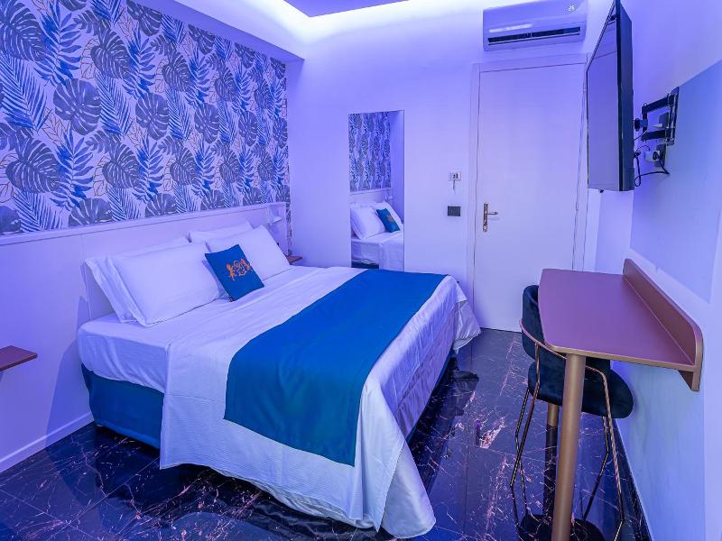Hotel Max image