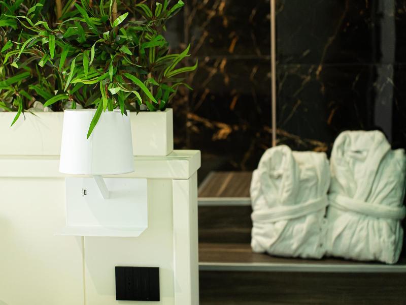 Hotel Max image