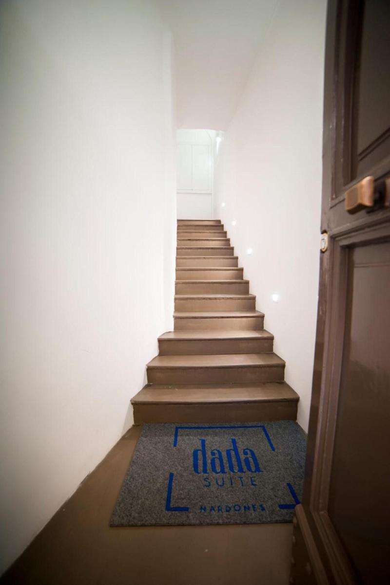 Dada Suite image
