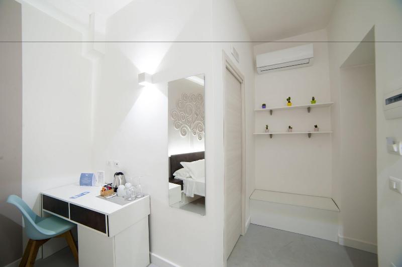 Dada Suite image