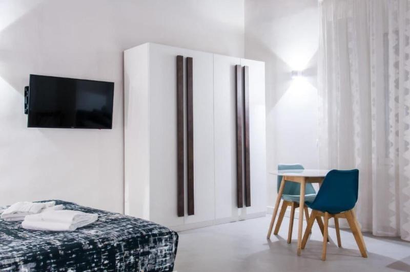 Dada Suite image
